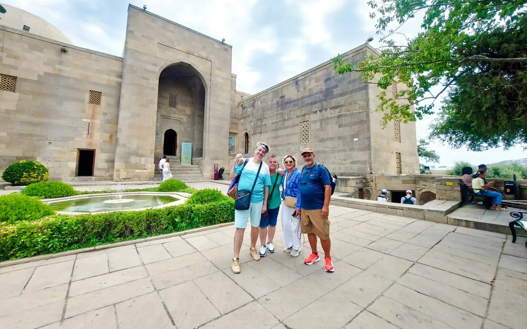 Baku City Walking Tour Image 3
