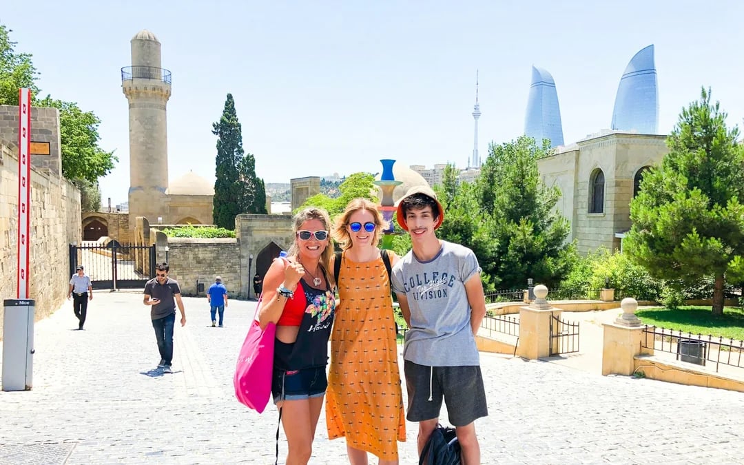 Baku City Walking Tour Image 8