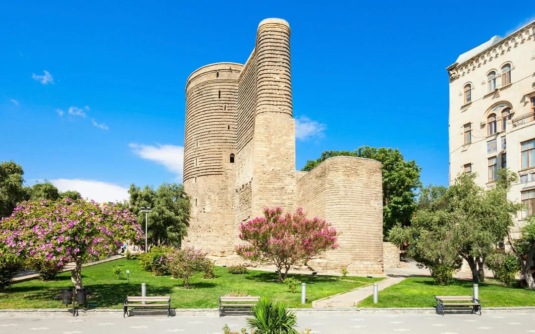 Baku Guided Walking Tour of City Highlights & Hidden Gems Image 3