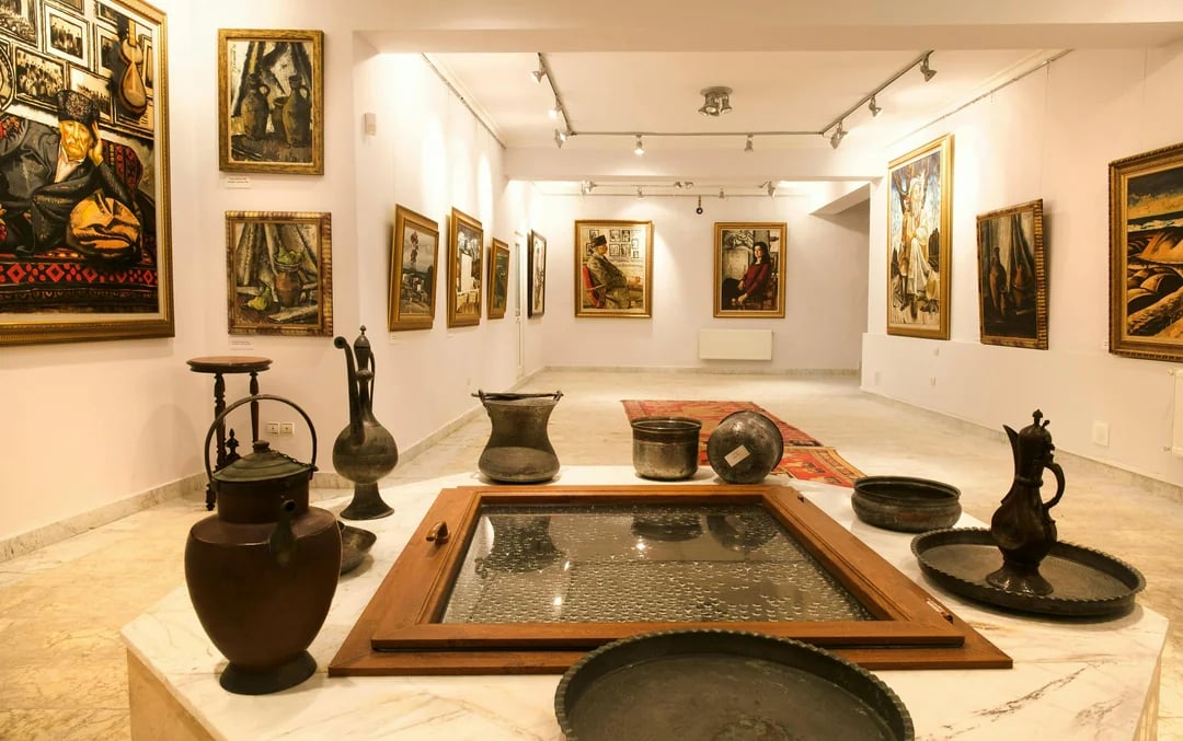 Baku Old City: House-Museum of Tahir Salahov Entry Ticket Image 4