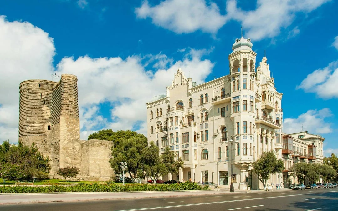 Baku Old City: Maiden Tower (Giz Galasi) Tickets Image 8