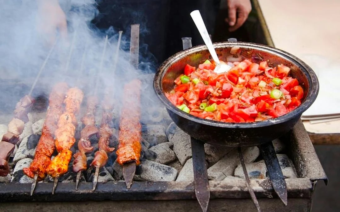 Baku Private Street Food Walking Tour Image 5