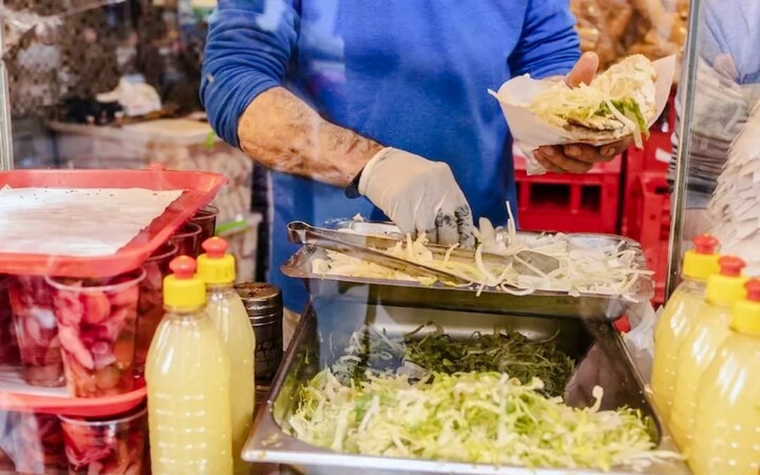 Baku Private Street Food Walking Tour Image 6