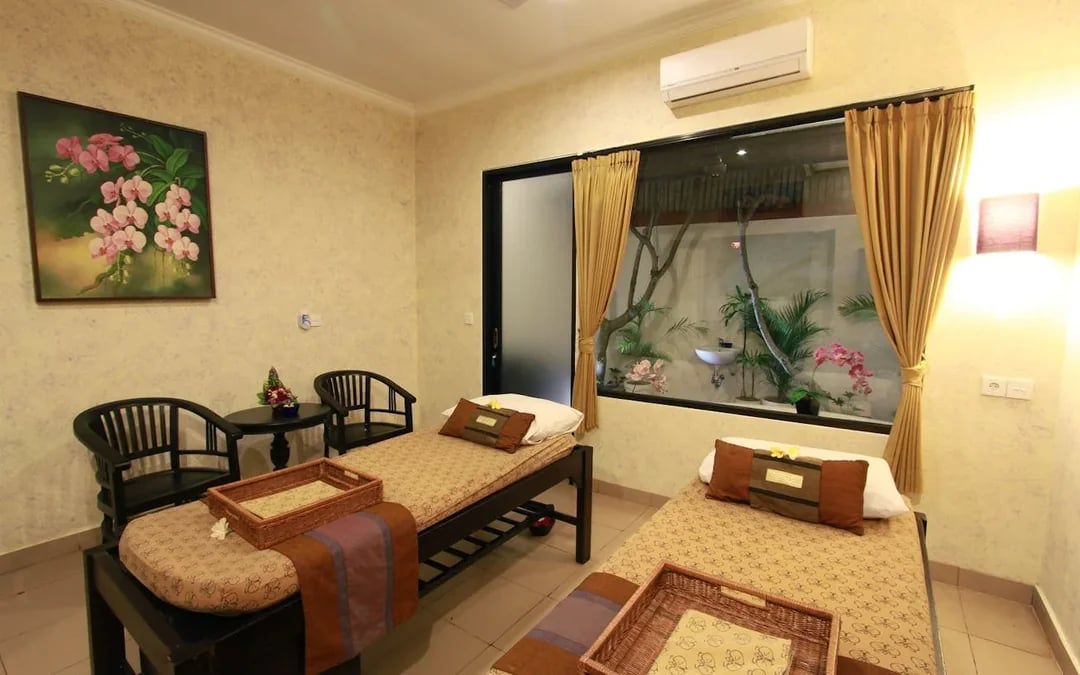 Bali Traditional Massage Experience with Hotel Transfers Image 5
