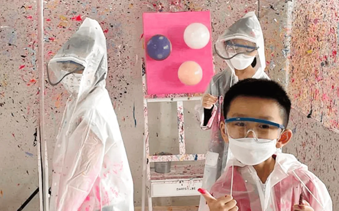 Balloon Splatter Art Workshop Image 3