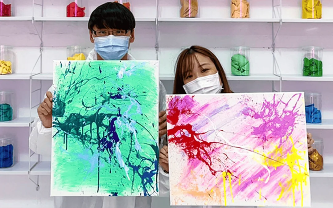 Balloon Splatter Art Workshop Image 5