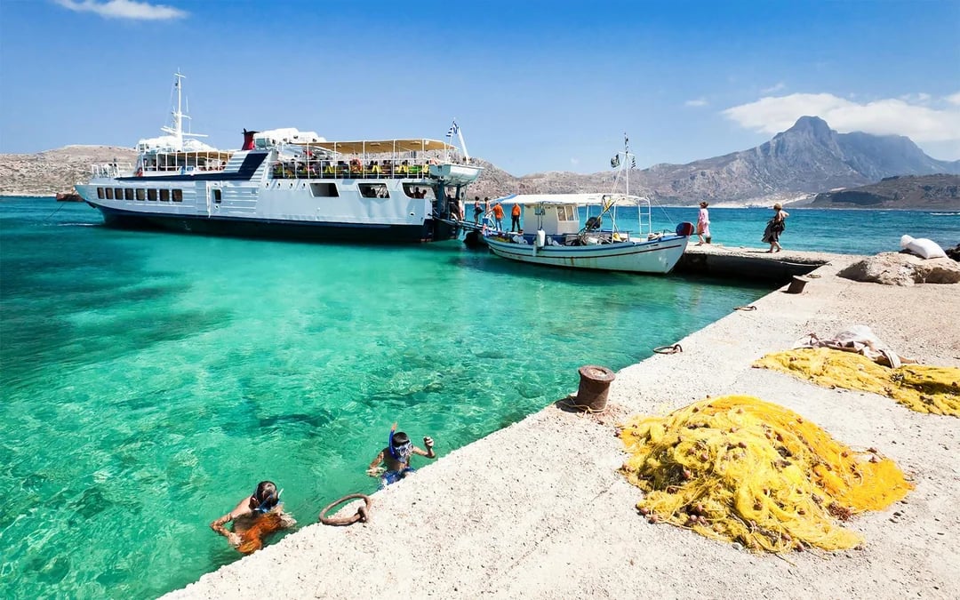 Balos Lagoon & Gramvousa Island Sightseeing Cruise with Transfers Image 2