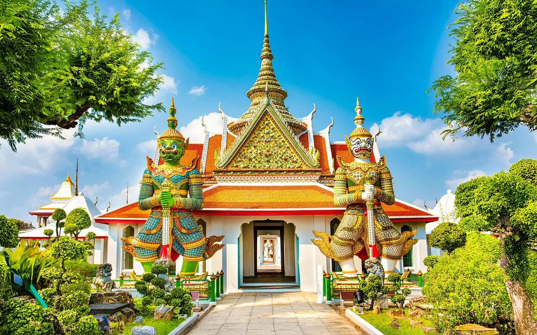 Bangkok City Highlights – Grand Palace, Wat Arun, and Wat Pho Guided Walking Tour Image 3