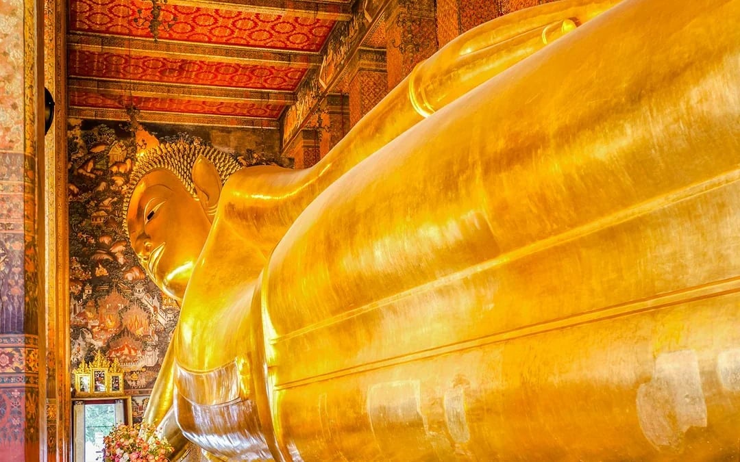 Bangkok City Highlights – Grand Palace, Wat Arun, and Wat Pho Guided Walking Tour Image 5