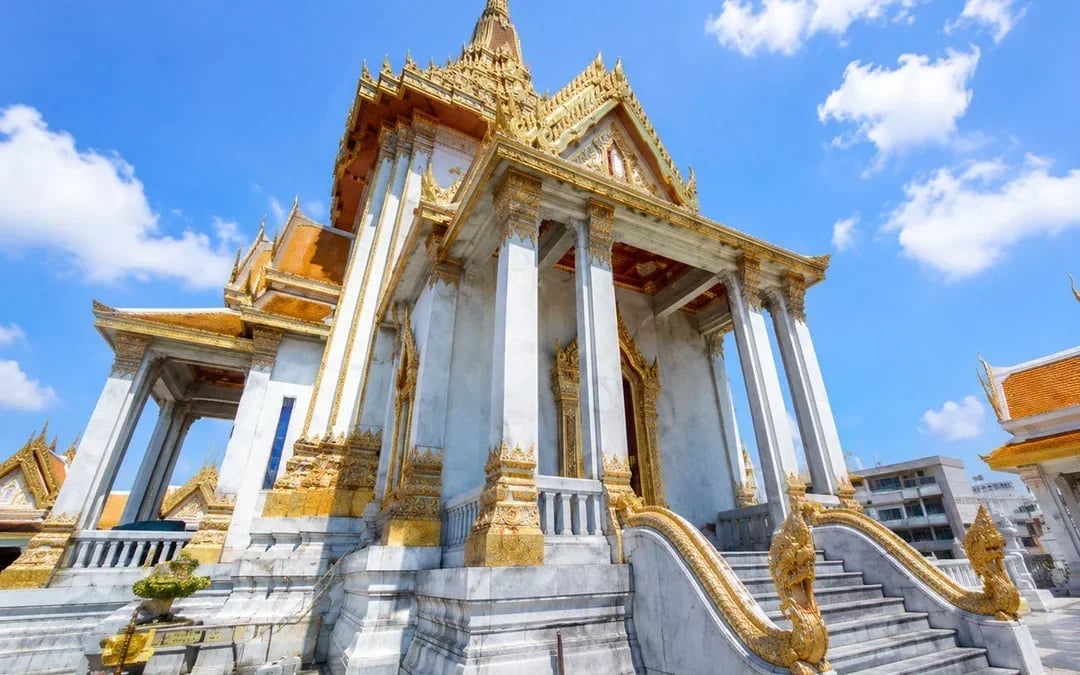 Bangkok: Private Golden Buddha, Temples & Canal Communities Image 1