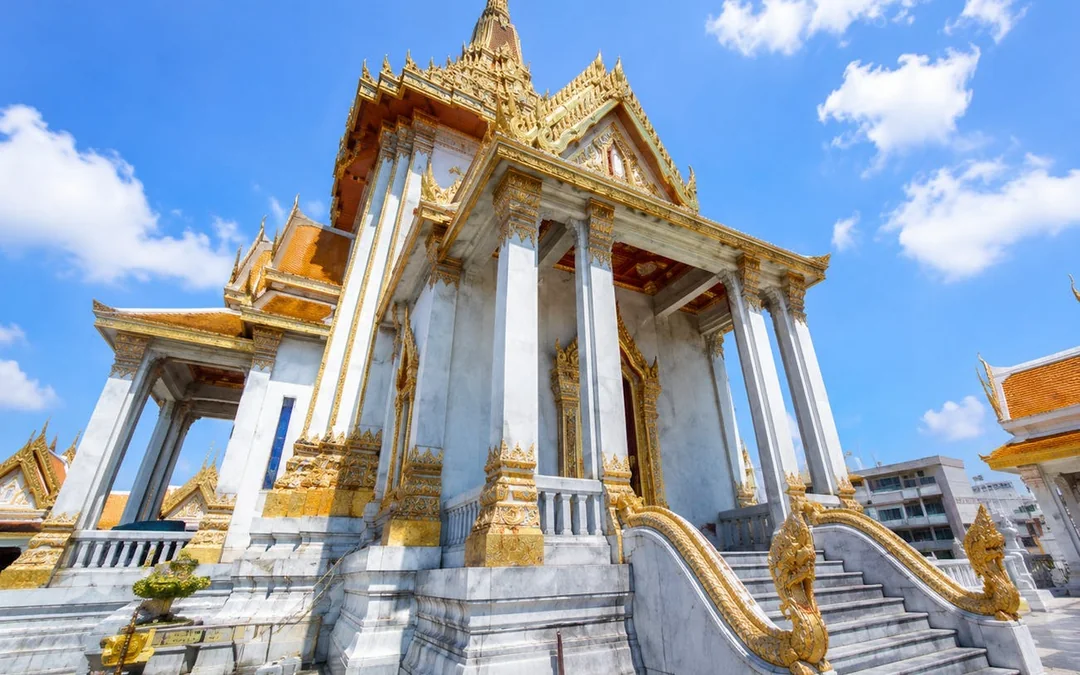 Bangkok: Private Golden Buddha, Temples & Canal Communities Image 1