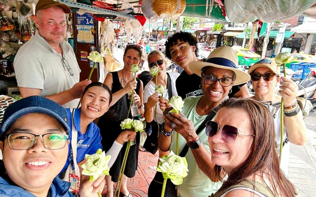 Bangkok Small-Group Royal Temples Tour with Tuk-Tuk Ride, Entry Fees Not Included Image 8