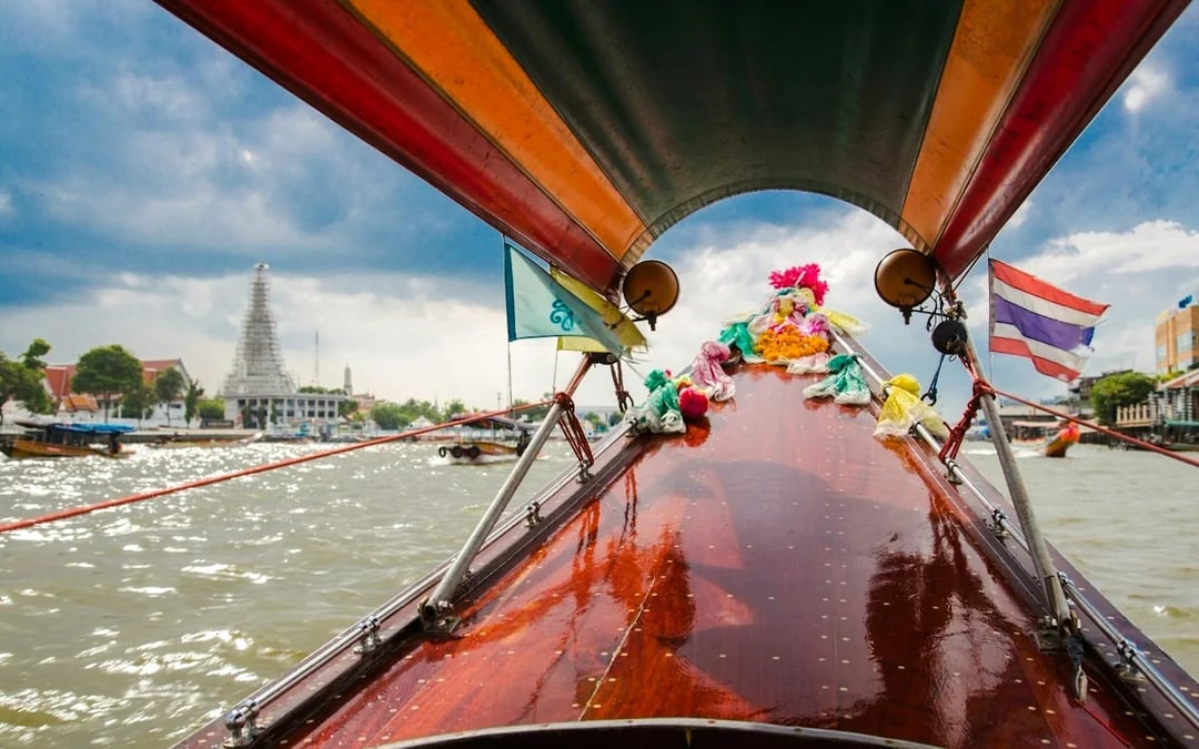 Bangkok Small-Group Royal Temples Tour with Tuk-Tuk Ride, Entry Fees Not Included Image 10