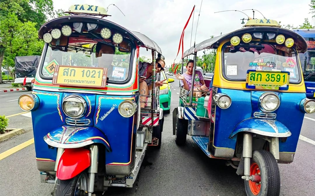 Bangkok Thonburi Canals Long-Tail Boat and Tuk Tuk Small-Group Guided Tour Image 5