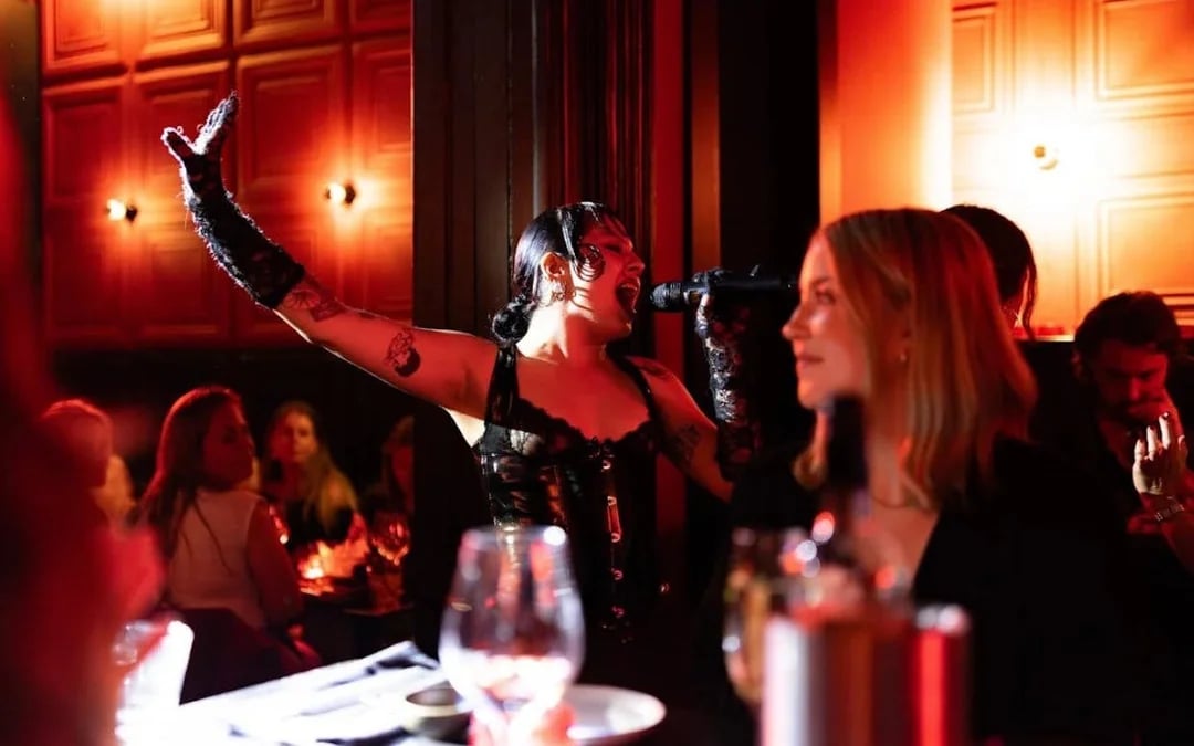 Bar Rouge Dinnershow Image 3