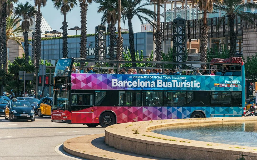 Barcelona Bus Turistic: Hop-on Hop-off Bus Tour Image 5