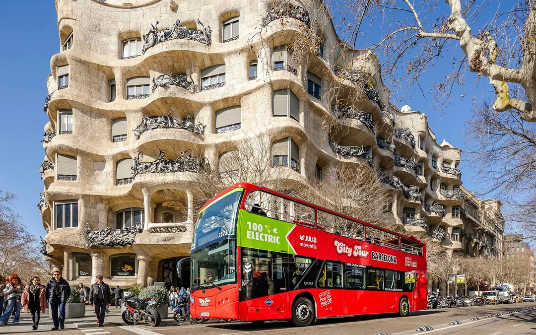 Barcelona City Tour: Hop-on Hop-off Bus Tour with Eco Catamaran Cruise Image 1