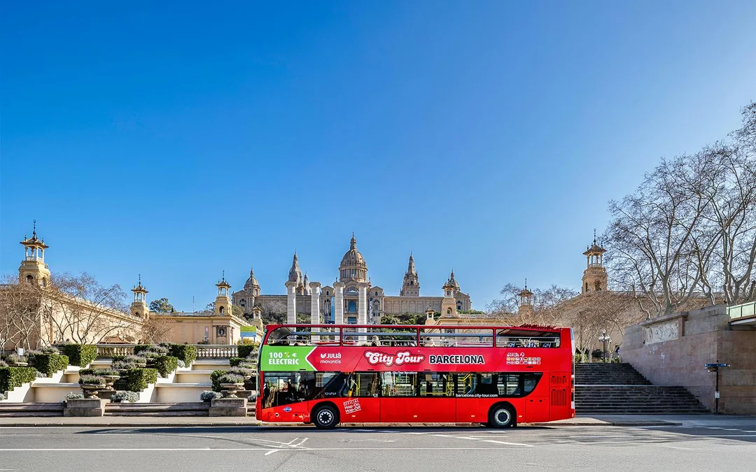Barcelona City Tour: Hop-on Hop-off Bus Tour  Image 2