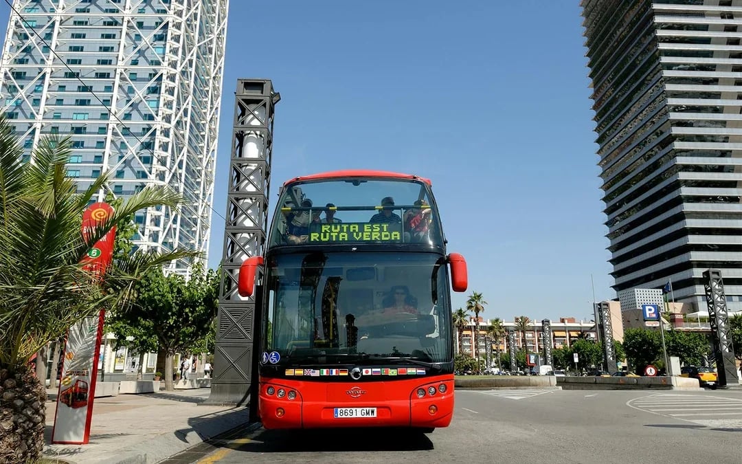 Barcelona City Tour: Hop-on Hop-off Bus Tour  Image 6