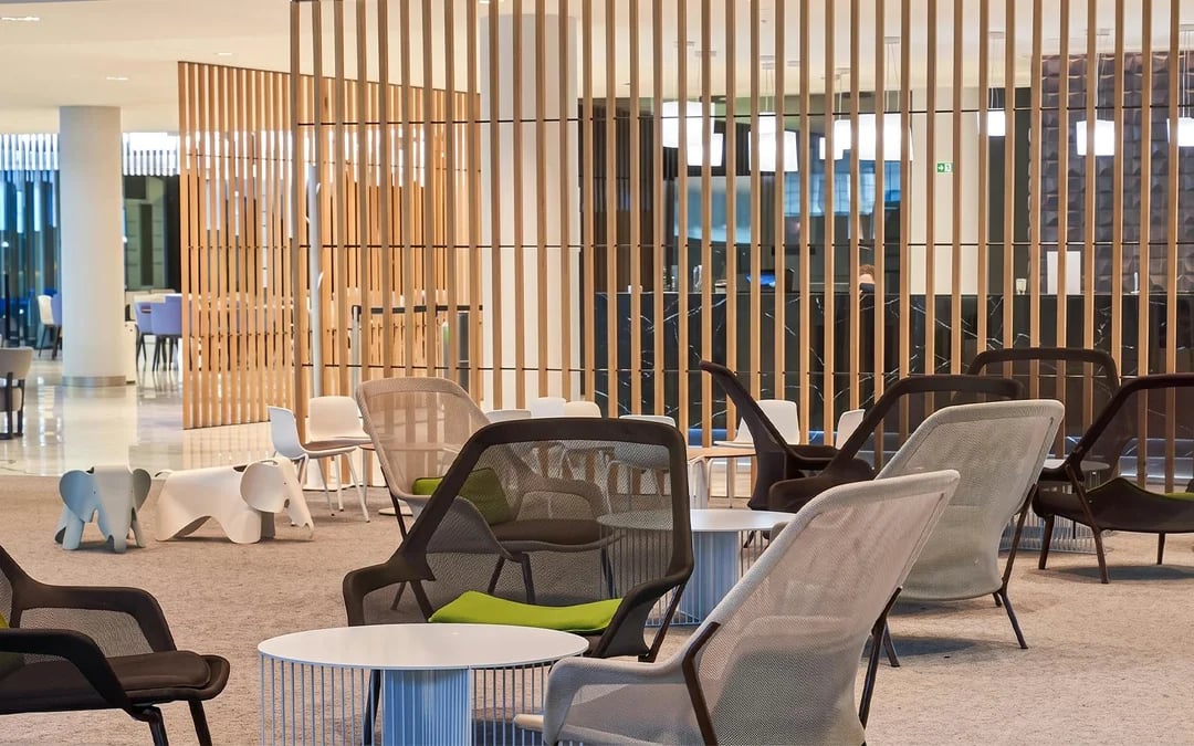 Barcelona El Prat Airport: Sala VIP Joan Miro Lounge at Terminal 1 Image 3