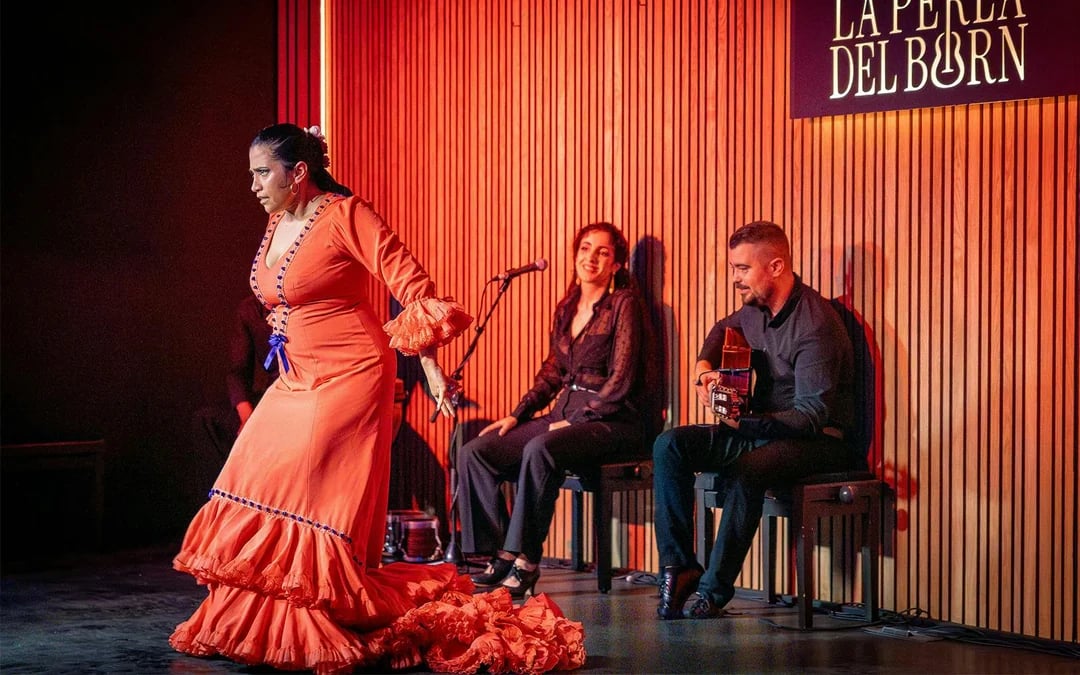 Barcelona La Perla del Born - Flamenco Show Image 3