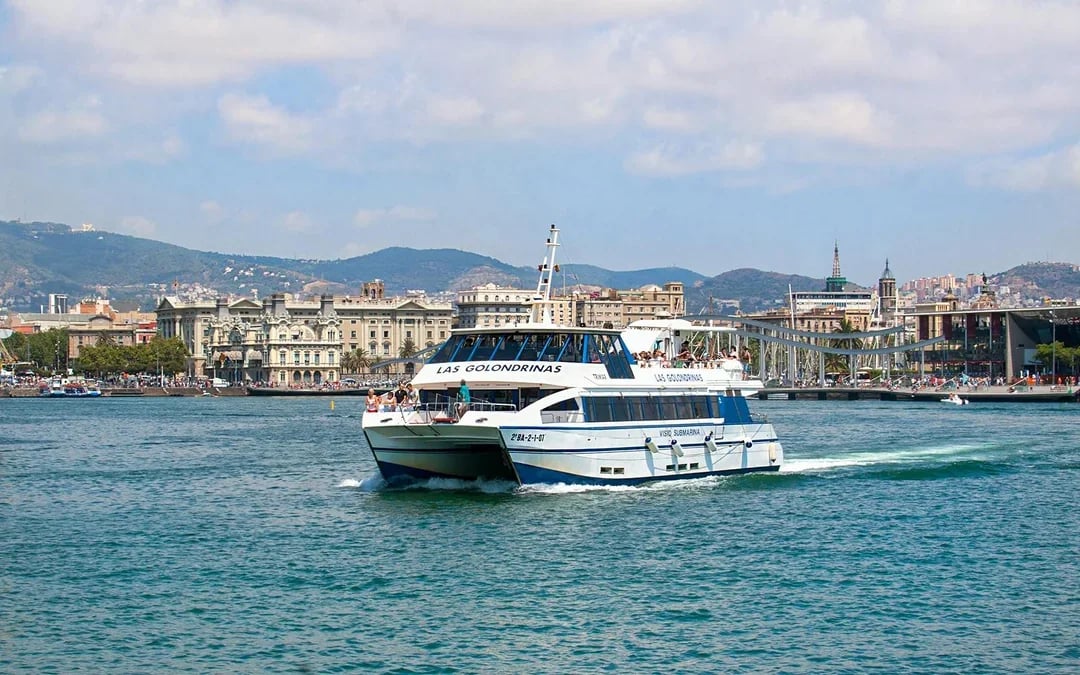 Barcelona Las Golondrinas Sightseeing Cruise Image 6