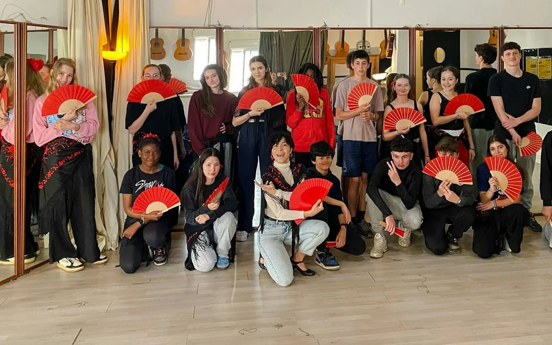 Barcelona Private Flamenco Dance Class Image 1