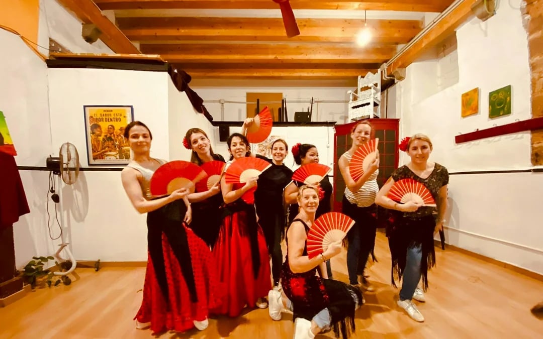 Barcelona Private Flamenco Dance Class Image 3