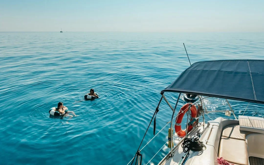 Barcelona Sightseeing Cruise on a Sailing Yacht Image 7