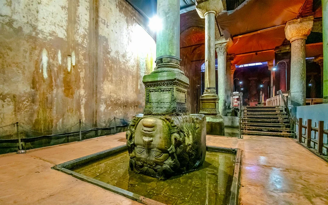 Basilica Cistern Guided Tour with Skip-the-Line Tickets Image 3