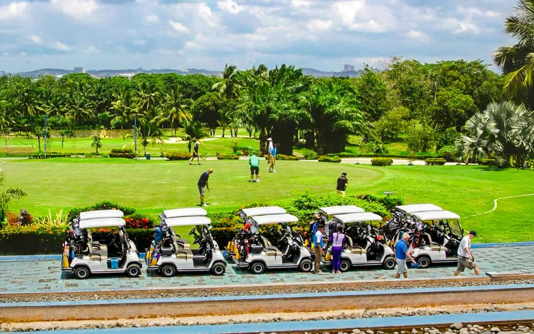 Batam Island Country Club Golf Tickets with Round-trip Ferry Image 2