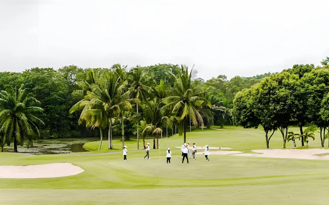 Batam Island Country Club Golf Tickets with Round-trip Ferry Image 8