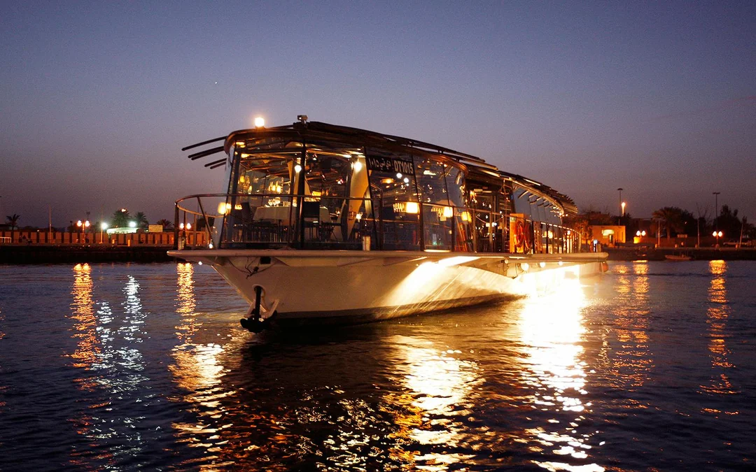 Bateaux Dubai Dinner Creek Cruise with Free Drink Image 1