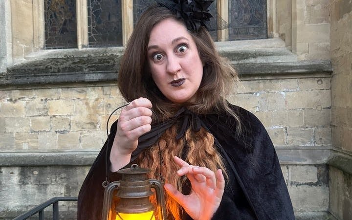 Bath Guided Ghost Walk with Local Stories, History, Games, and Quizzes Image 3