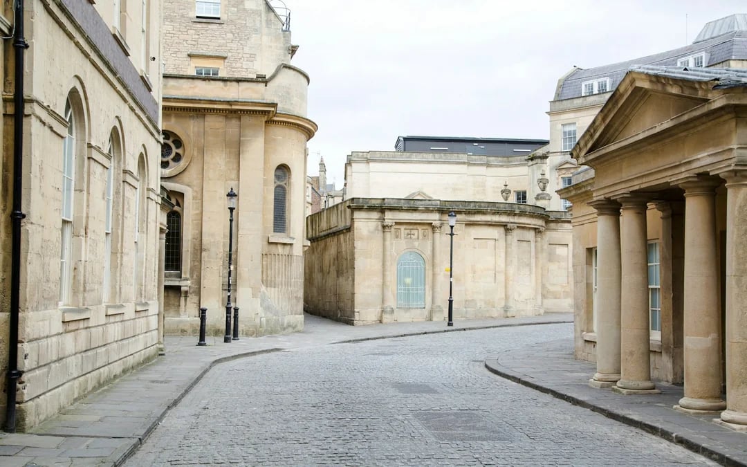 Bath Private Walking Tour: Historic Landmarks & Architecture Image 7
