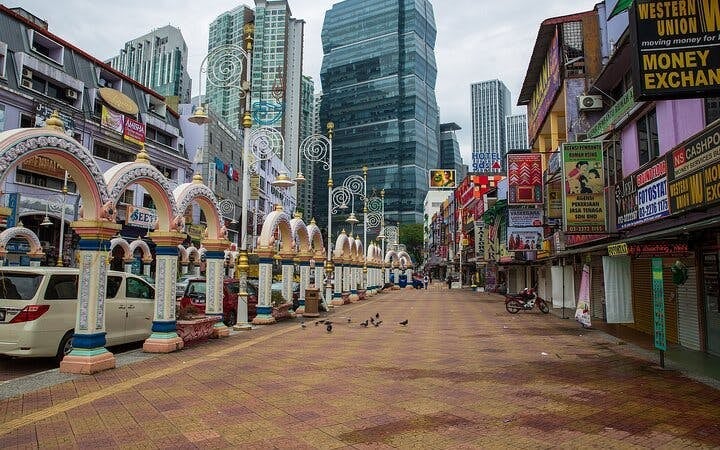 Batu Caves and Kuala Lumpur Religious Landmarks Private Tour with Transfers Image 7