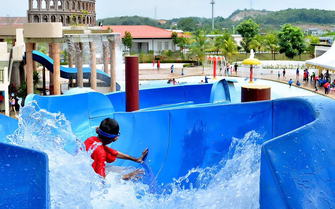 Bayou Lagoon Water Park in Melaka Image 3
