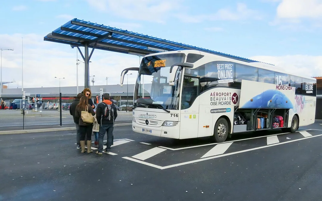 Beauvais Airport to/from Paris Bus Transfer (Porte Maillot & La Villette) Image 5