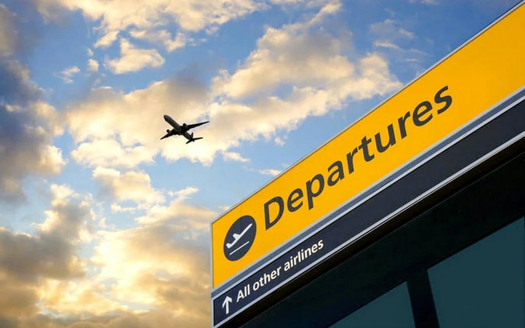 Beijing Private Departure Transfer: Hotel to Airport or Train Station Image 2