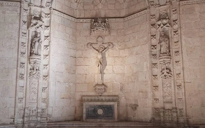 Belém: Jeronimos Monastery, Tickets and Guided tour Image 8