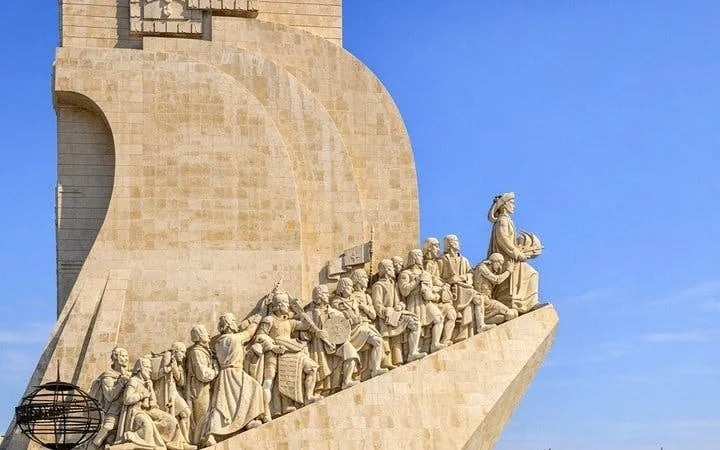 Belém: Jeronimos Monastery, Tickets and Guided tour Image 9
