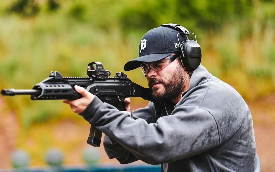 Belgrade Outdoor Shooting Range Experience Image 10