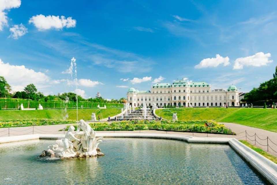 Belvedere Palace and Garden Skip-the-Line Ticket and Guided Tour