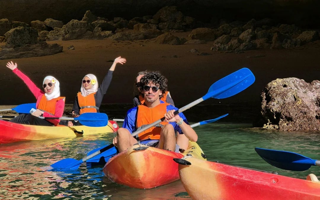 Benagil: Caves, Beaches, and Secret Spots Guided Kayak Tour Image 4