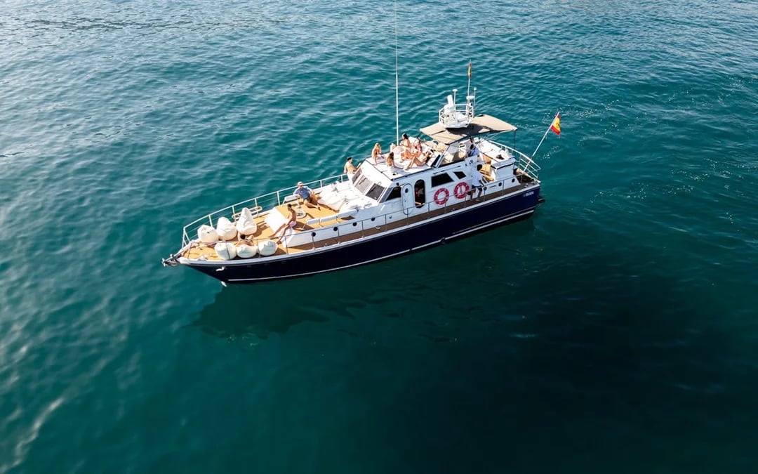 Benalmádena Sunset Cruise with 8-Course Mediterranean Tasting Menu and Selected Wines on Salacia Image 2