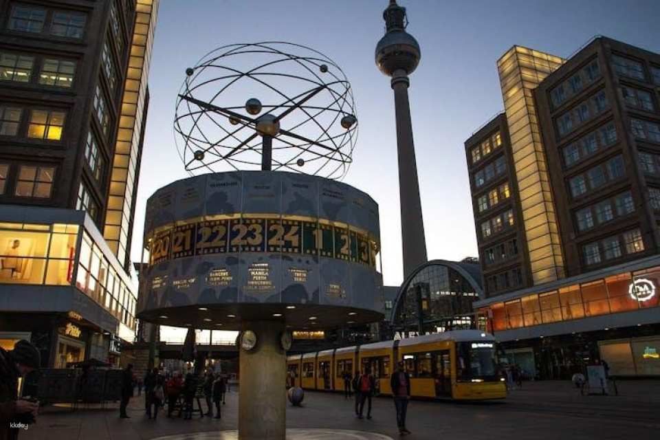Berlin landmarks audio tour with TV Tower ticket