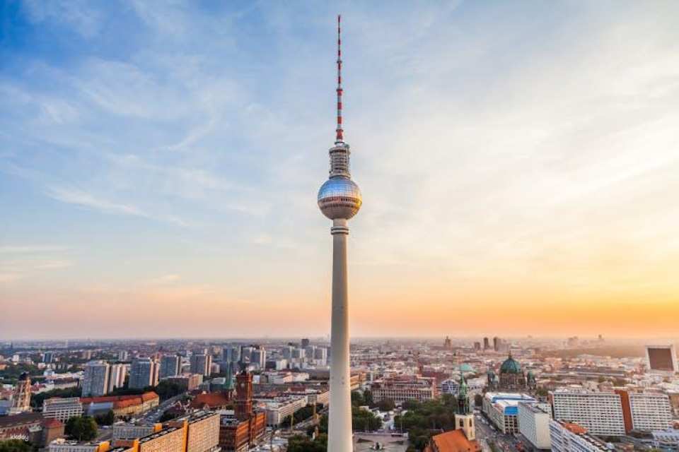 Berlin landmarks audio tour with TV Tower ticket