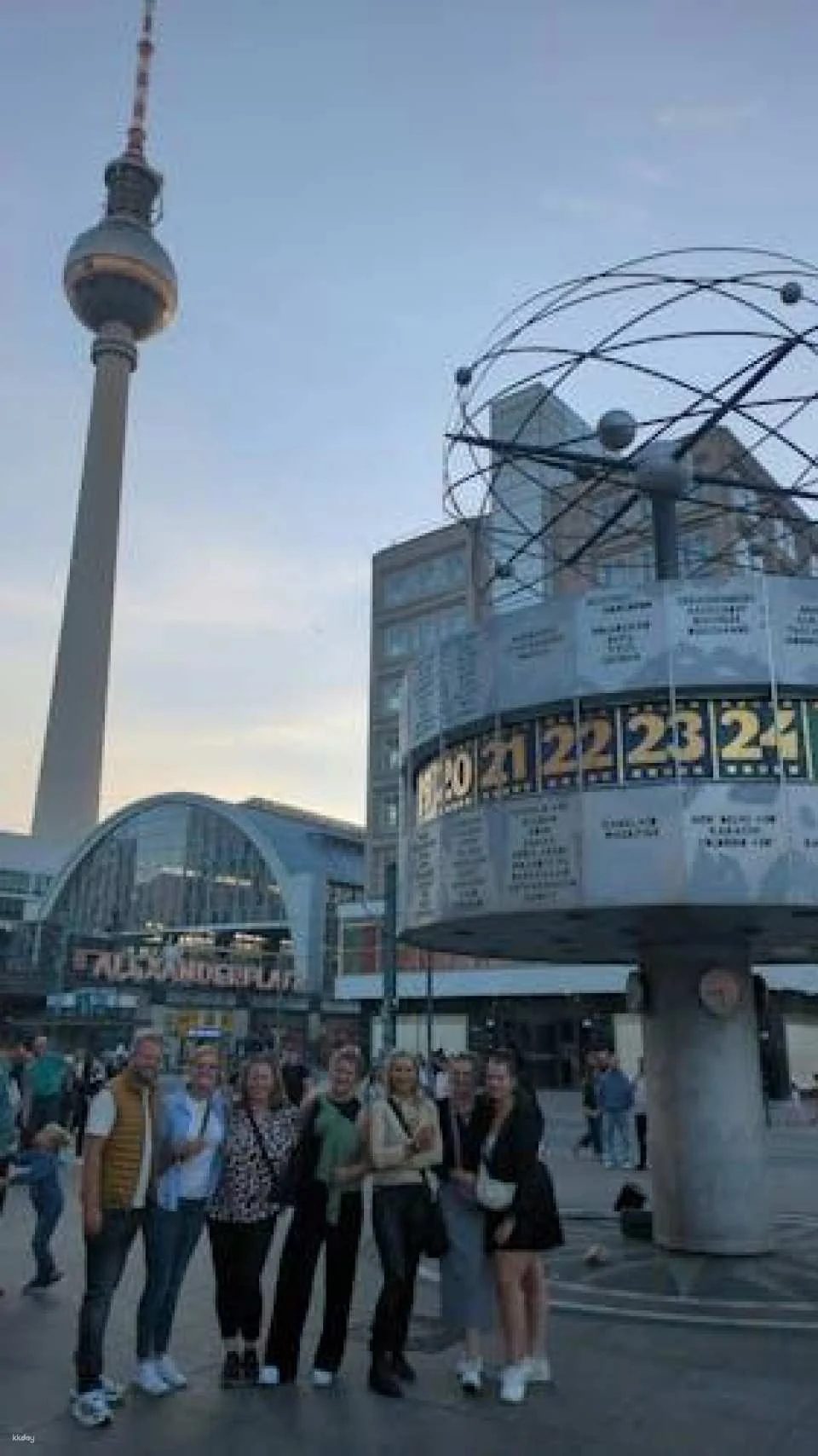 Berlin nightlife experience with bar crawl, club entry and shots
