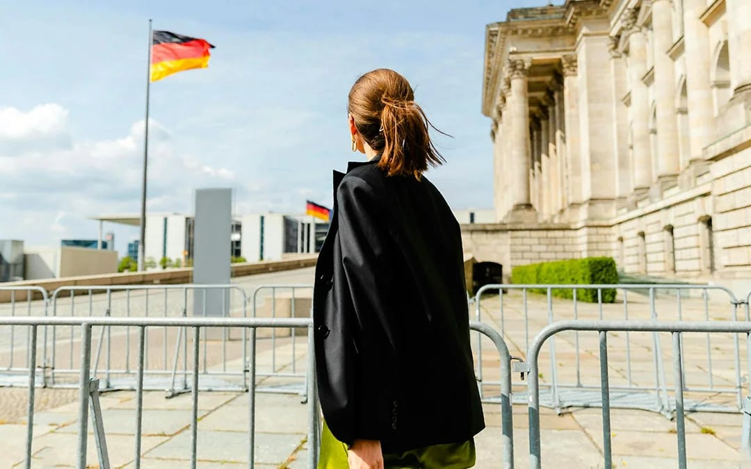 Berlin Reichstag & Holocaust Memorial Guided Walking Tour Image 3