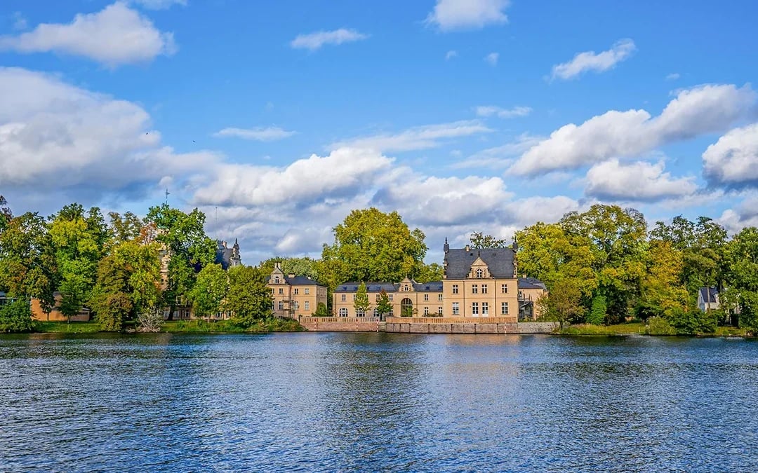 Berlin Seven Lakes Boat Tour Image 4